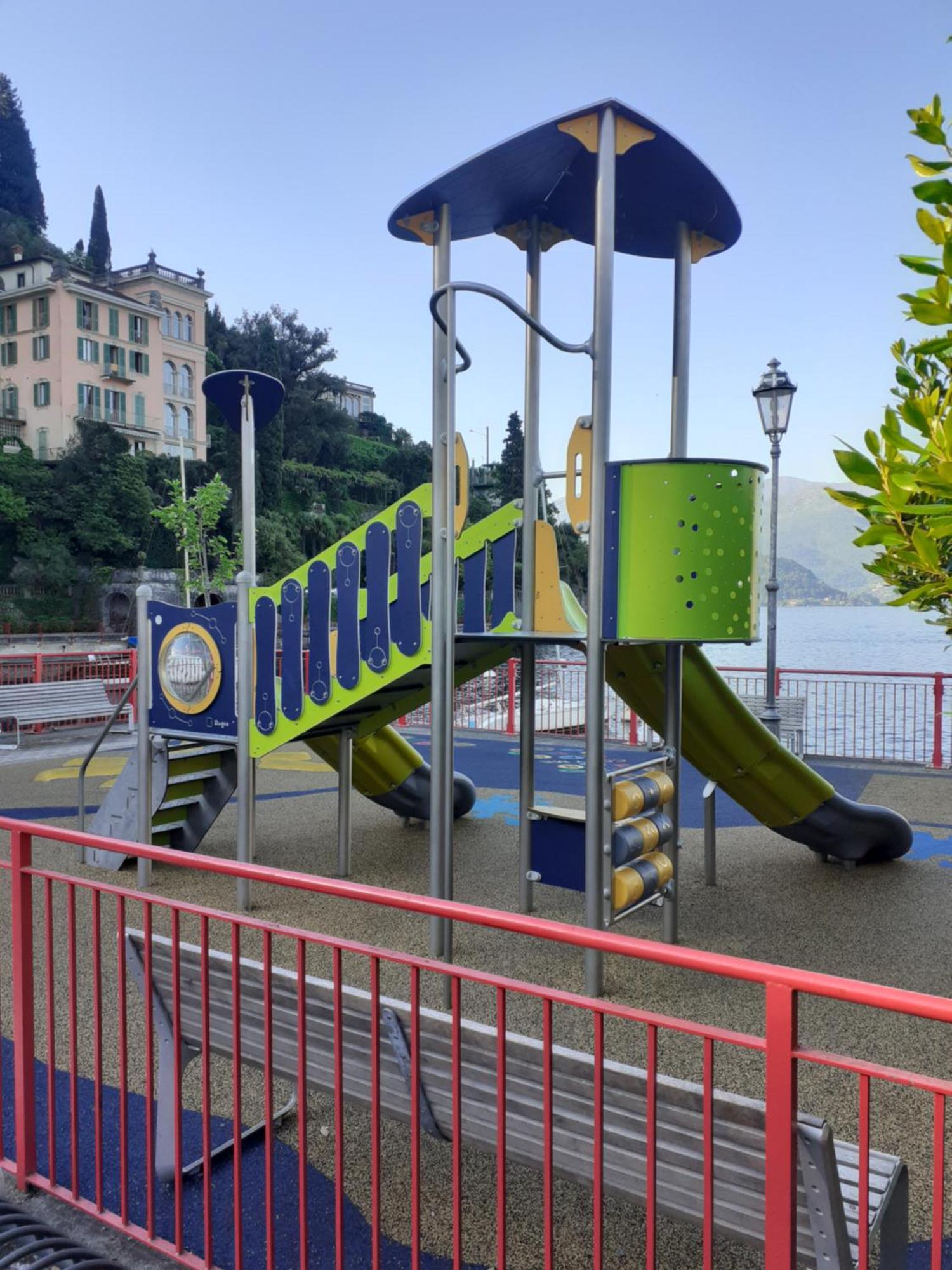 Casa In Riva Al Lago Варенна Экстерьер фото