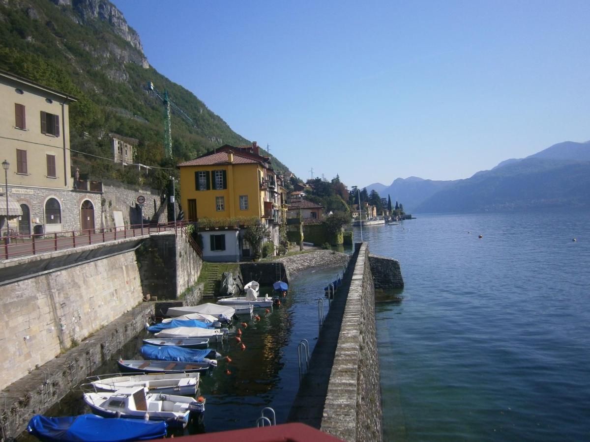 Casa In Riva Al Lago Варенна Экстерьер фото