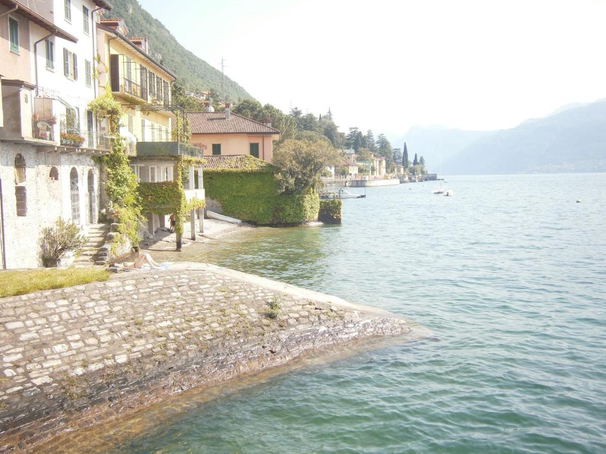 Casa In Riva Al Lago Варенна Экстерьер фото